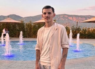 Del foto e 20-vjeçarit që humbi jetën pasi makina ra në greminë